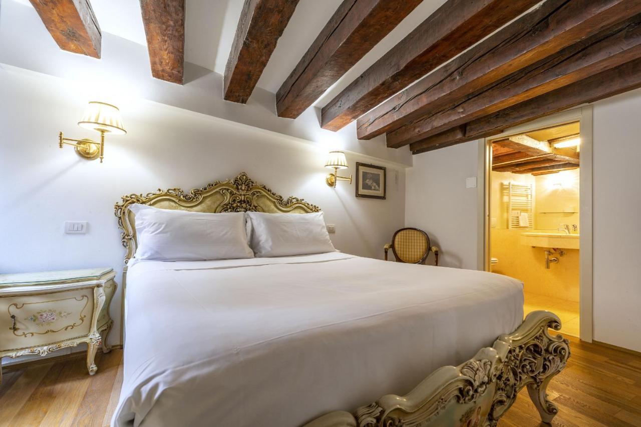 Gondola Luxury - Campo Santi Filippo E Giacomo By Wonderful Italy Venice Ngoại thất bức ảnh