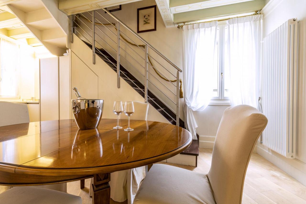 Gondola Luxury - Campo Santi Filippo E Giacomo By Wonderful Italy Venice Ngoại thất bức ảnh
