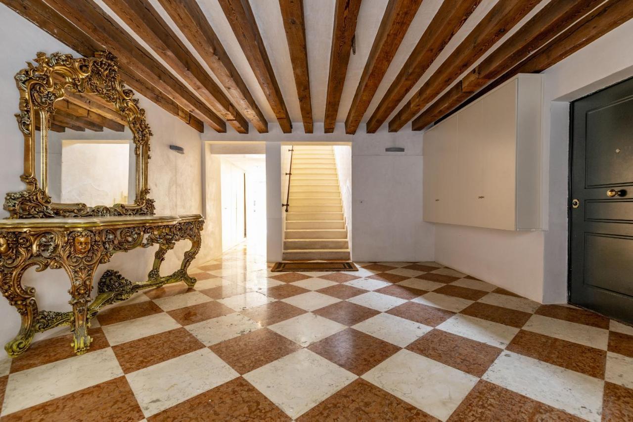 Gondola Luxury - Campo Santi Filippo E Giacomo By Wonderful Italy Venice Ngoại thất bức ảnh