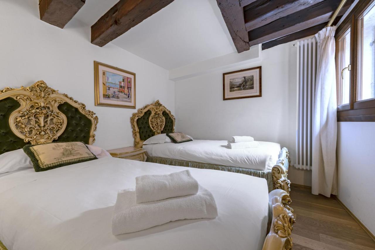 Gondola Luxury - Campo Santi Filippo E Giacomo By Wonderful Italy Venice Ngoại thất bức ảnh