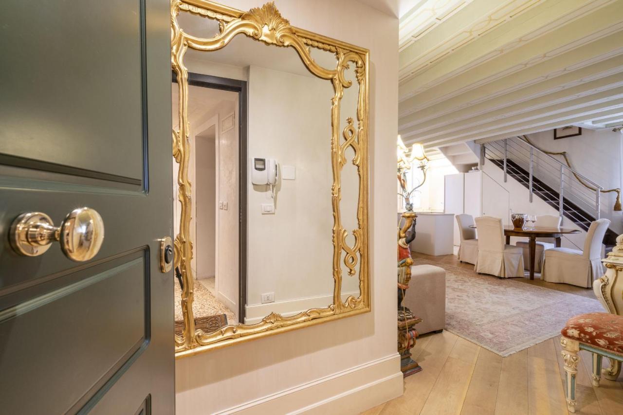 Gondola Luxury - Campo Santi Filippo E Giacomo By Wonderful Italy Venice Ngoại thất bức ảnh