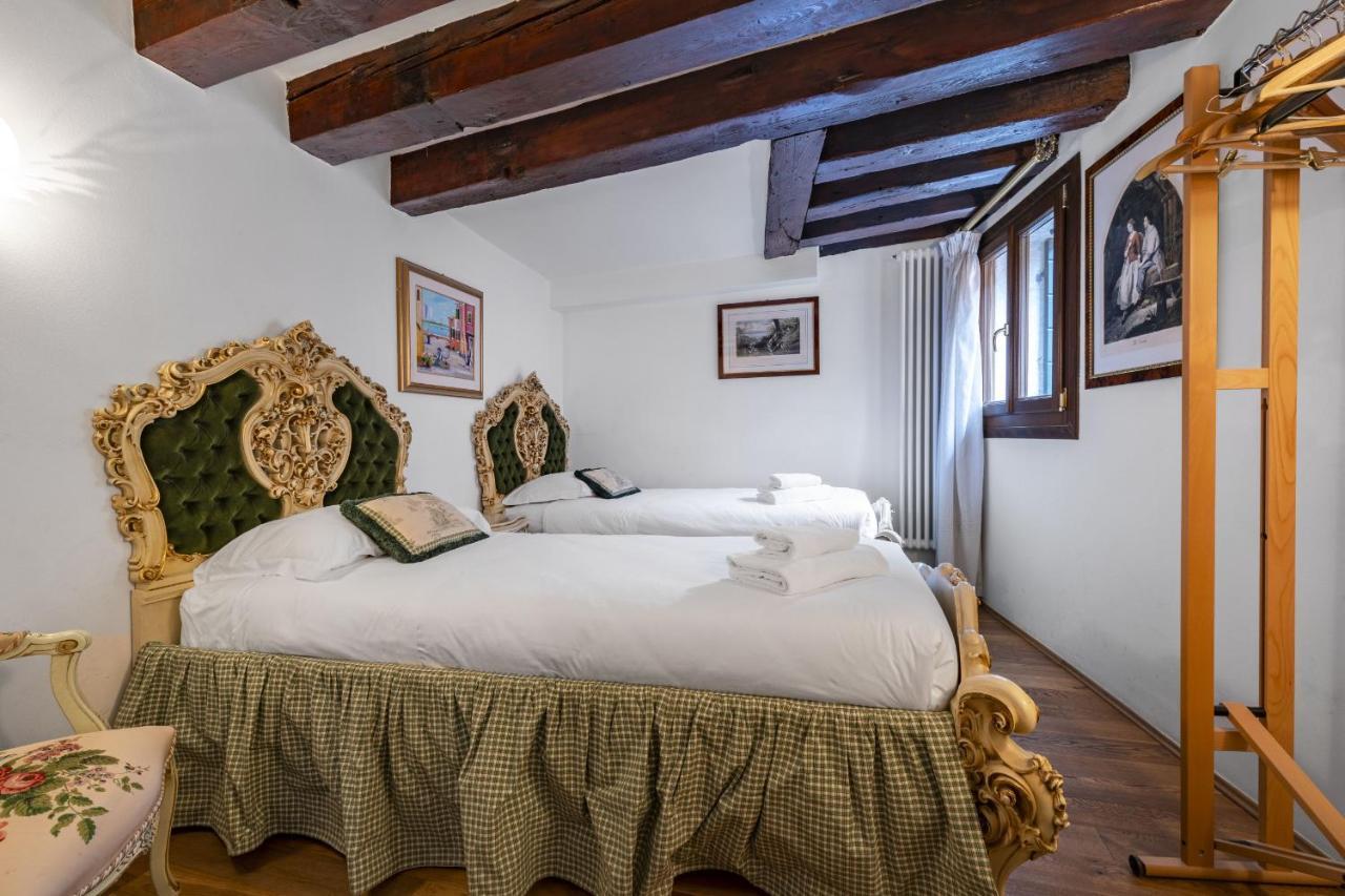 Gondola Luxury - Campo Santi Filippo E Giacomo By Wonderful Italy Venice Ngoại thất bức ảnh