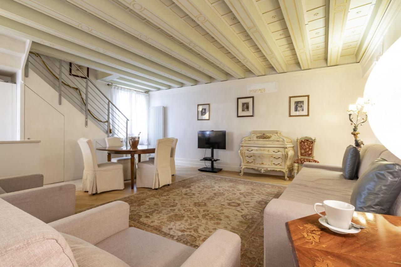 Gondola Luxury - Campo Santi Filippo E Giacomo By Wonderful Italy Venice Ngoại thất bức ảnh