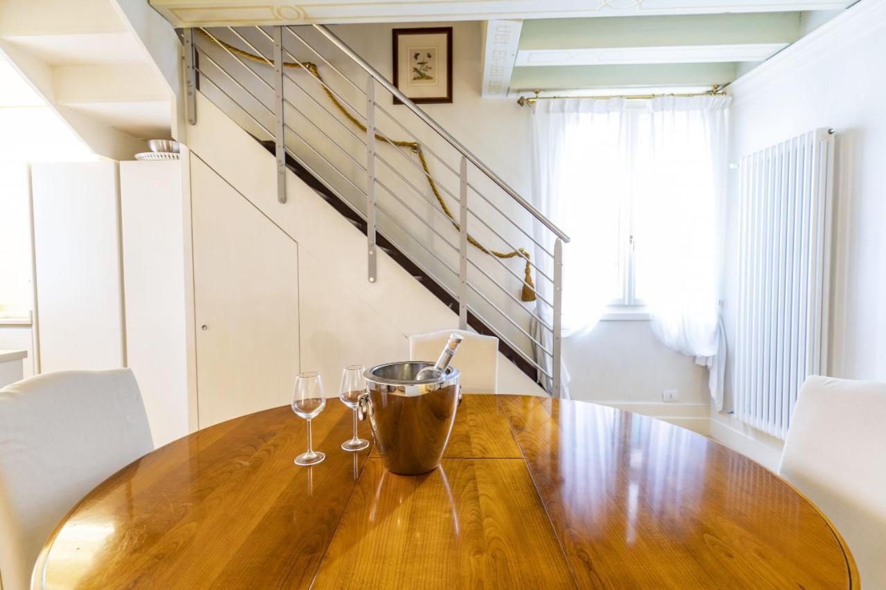 Gondola Luxury - Campo Santi Filippo E Giacomo By Wonderful Italy Venice Ngoại thất bức ảnh