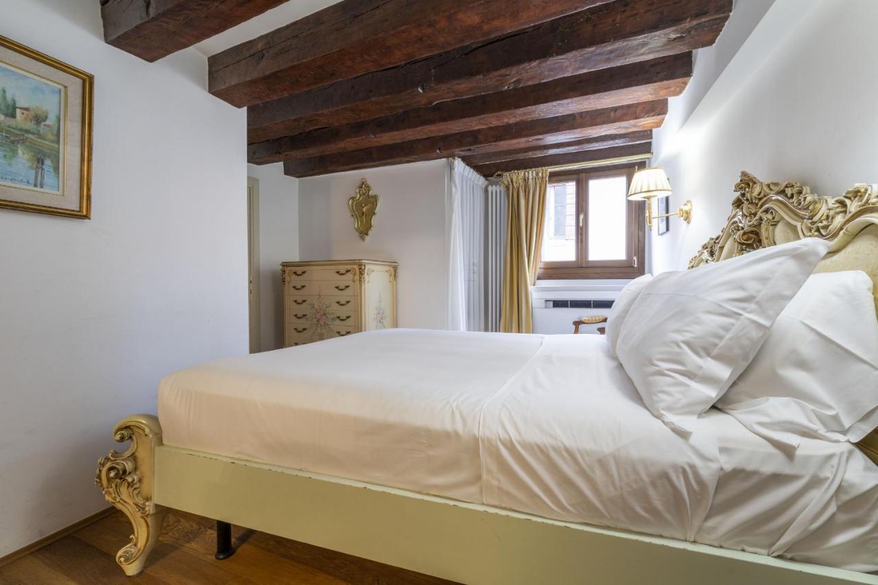 Gondola Luxury - Campo Santi Filippo E Giacomo By Wonderful Italy Venice Ngoại thất bức ảnh